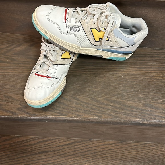 New balance 550 limited edition size 10.5 - Picture 2 of 6